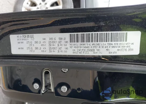 2018 Jeep Cherokee Latitude 4X4 z USA, uszkodzony, nr VIN 1C4PJMCB1JD509699